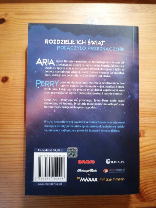 Przez Burze ognia Veronica Rossi