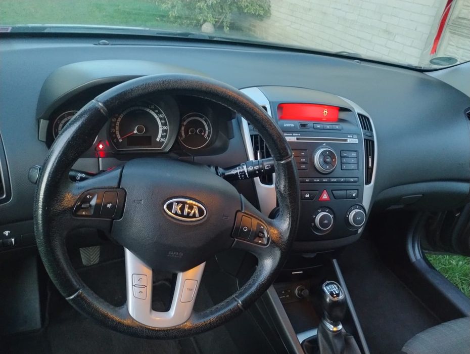 Kia Cee'd 1.6 benzyna