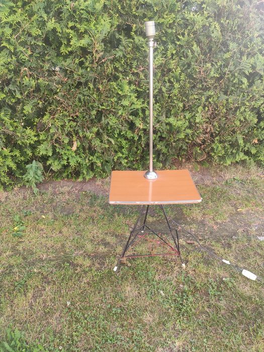 Lampa gazetownik PRL.