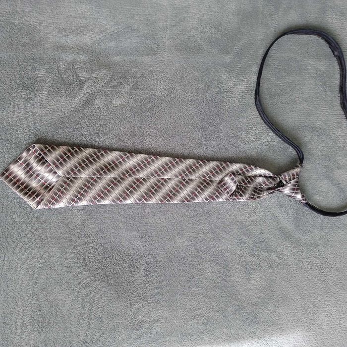 krawat dziecięcy