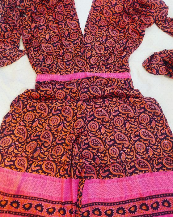 Macacão tamanho M/L