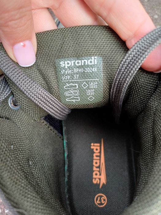 Buty sportowe rozm 37, stan bdb! Jak nowe.
