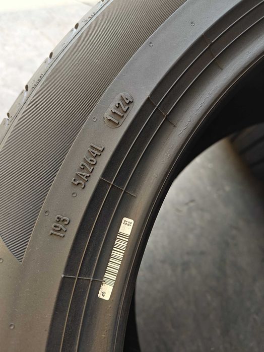 r19 255 45 Pirelli Powergy шини літні 24-й рік фото справжні