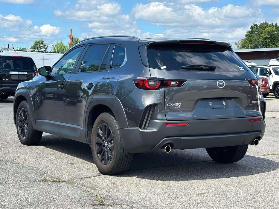 Mazda CX-50      2023