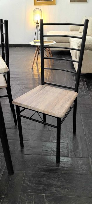 Conjunto de Mesa com 4 Cadeiras – Entrega Grátis!