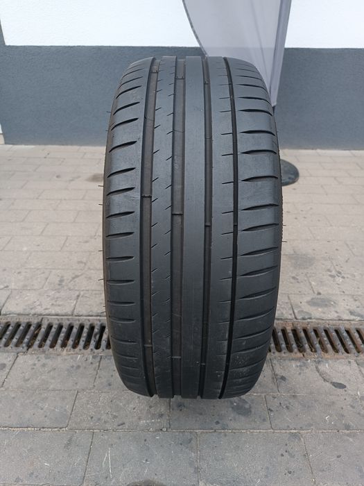 235/45ZR17 Michelin Pilot Sport 4 235/45R17