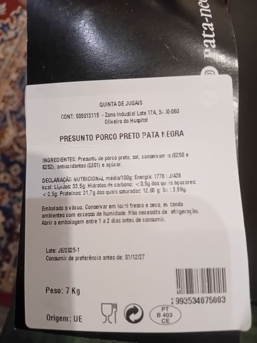 Presunto de Porco Preto Ibérico (Pata Negra) Com Suporte