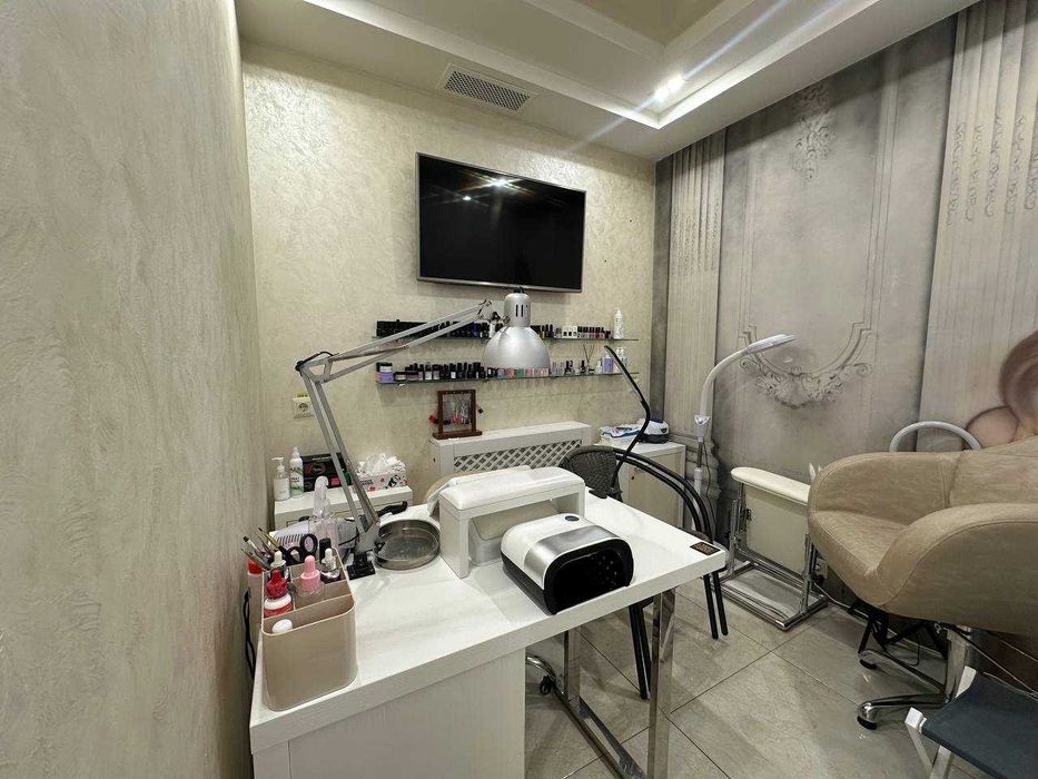 Продаж салону 54м2 з орендарями. Ремонт. ЖК ''Буча Квартал''. ID:313