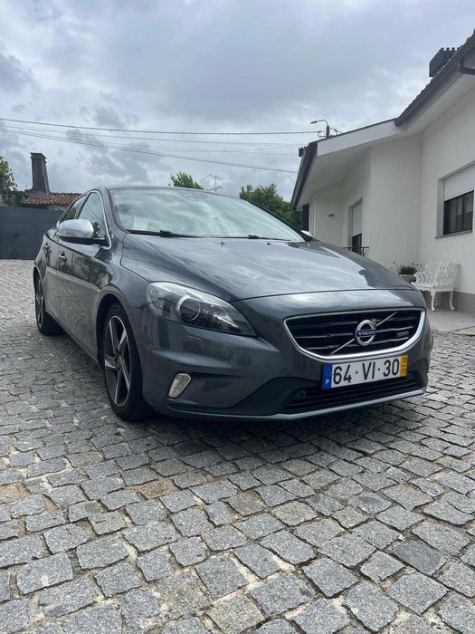 Volvo V40 R-Design D2