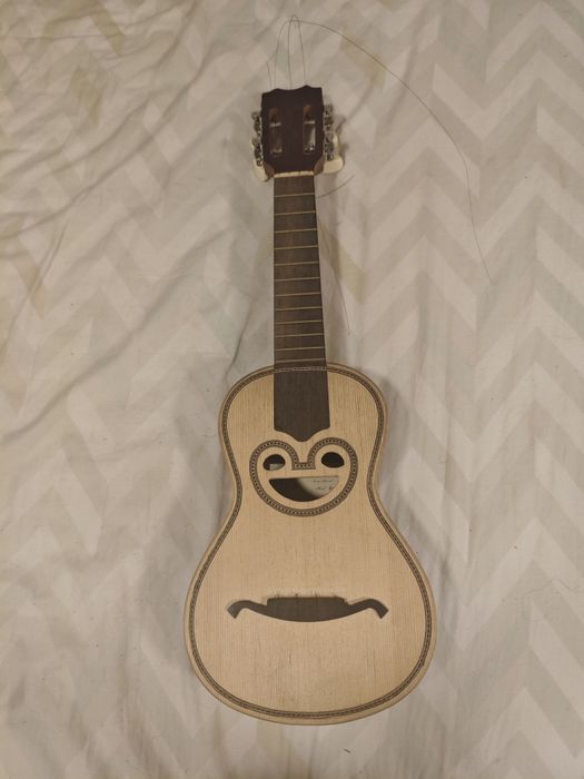 Cavaquinho APC Modelo 101