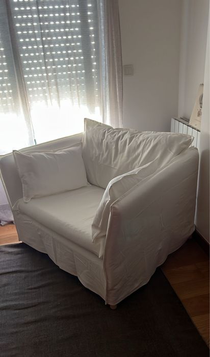 Poltrona IKEA branca