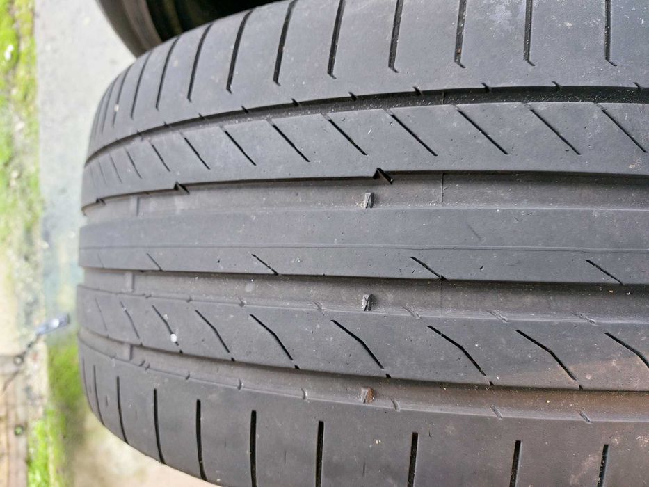 Pneus Continental 255/40 R20