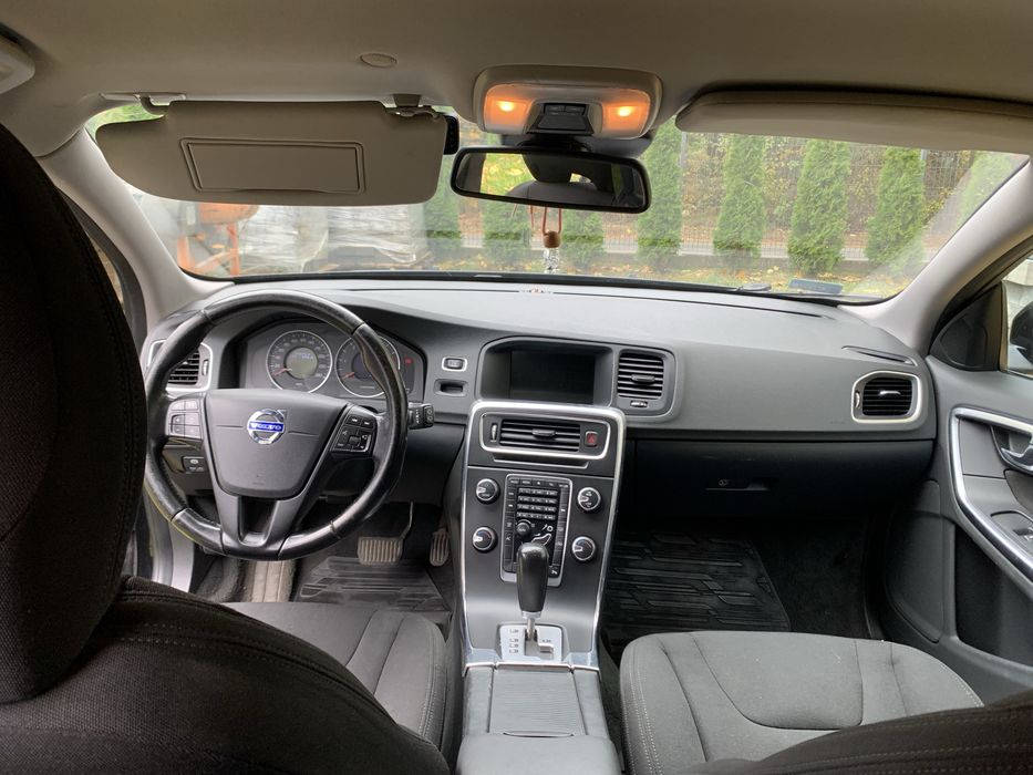 Volvo V60 d3  2012r