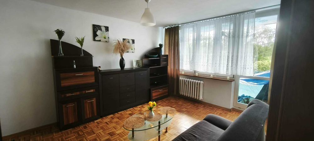 Wynajmę mieszkanie, dwa pokoje rozkładowe, 52 m2, ul. Rogera 1