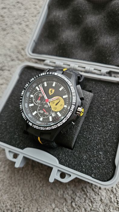 Zegarek Ferrari Scuderia