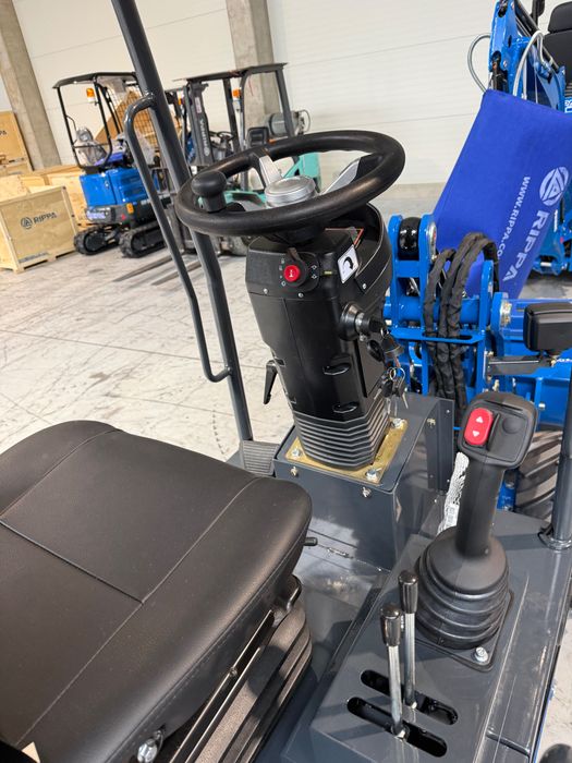 OFICJALNY Dealer Rippa Płotex Złoczew Nowa Koparko - Ładowarka RIPPA RB06 Kubota ładowarka koparka RL06