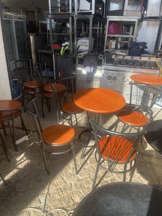 Mobiliário de café