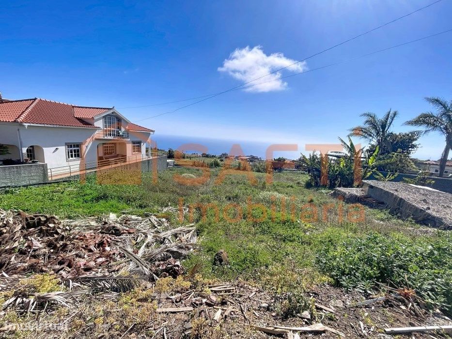 Vende-se terreno urbanizável nos Canhas, Ponta do Sol