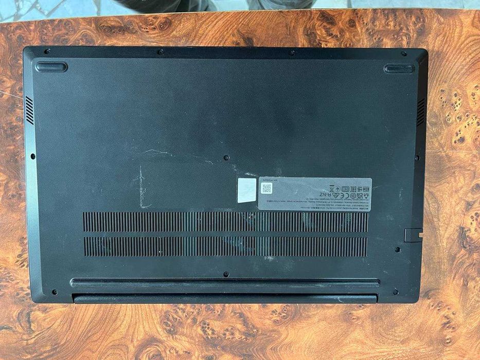 lenovo v15 g4 intel core i5-13420h ram/8gb, ssd/512