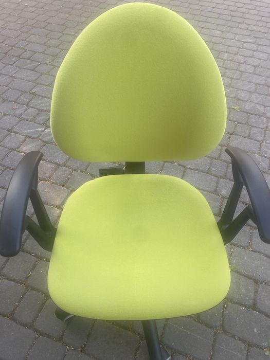 Obrotowy fotel do biurka