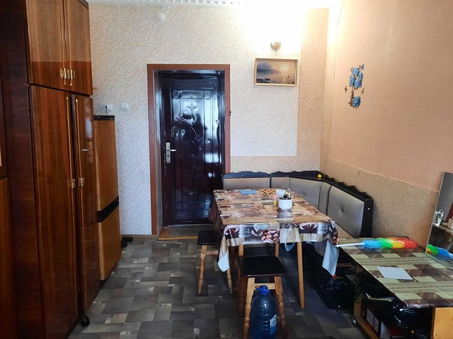 (7) Продаж кімнати в гуртожитку, Київська (2590)