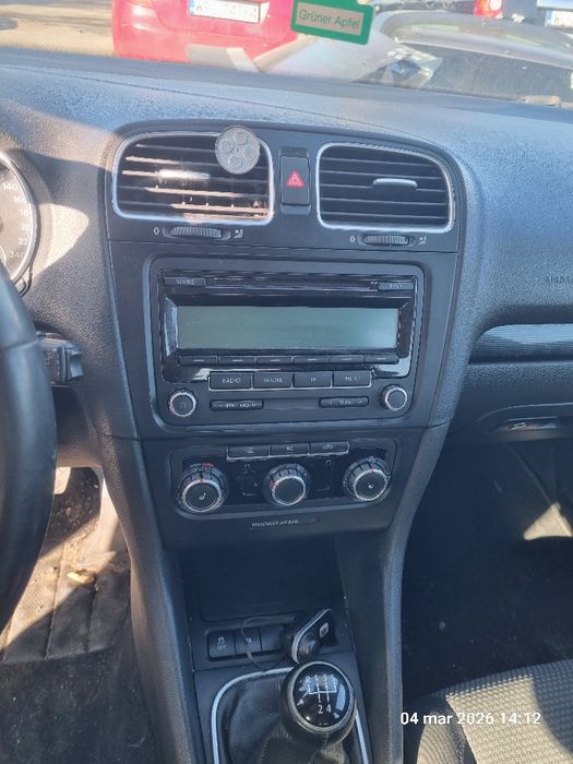Radio fabryczne VW Golf VI