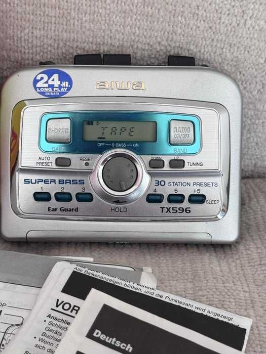 Aiwa - HS -TX596 Walkman - Sterio Radio cassete player