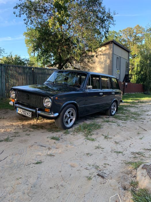 Ретро автомобиль Ваз 2102 1.5 16V Restomod
