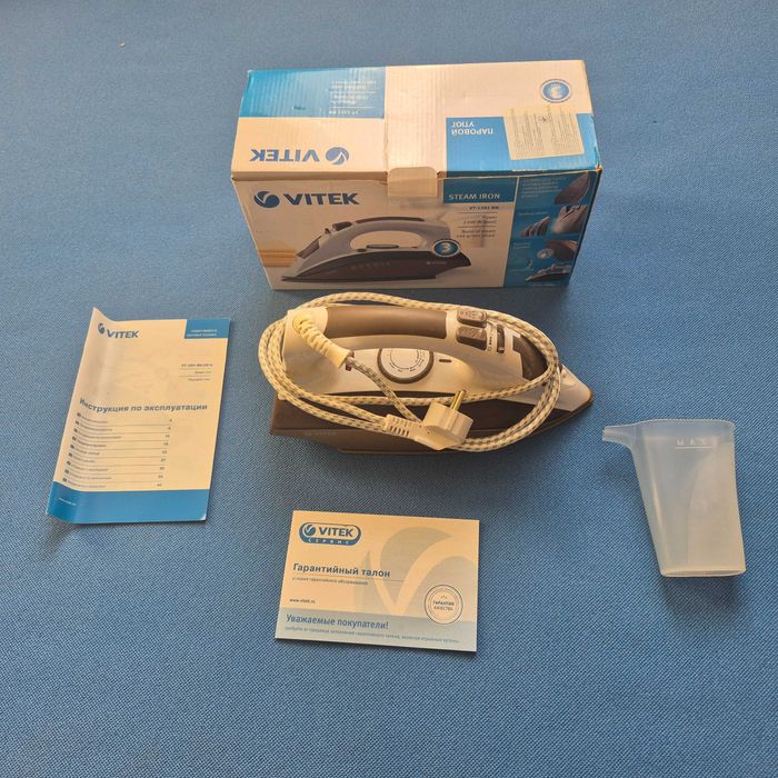 Продам нову праску Vitek VT-1201 BN - 380 грн.