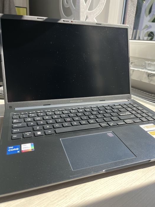 ASUS Vivobook 15 X1504ZA | i5-1235U | 16GB RAM | 1TB SSD | Win11