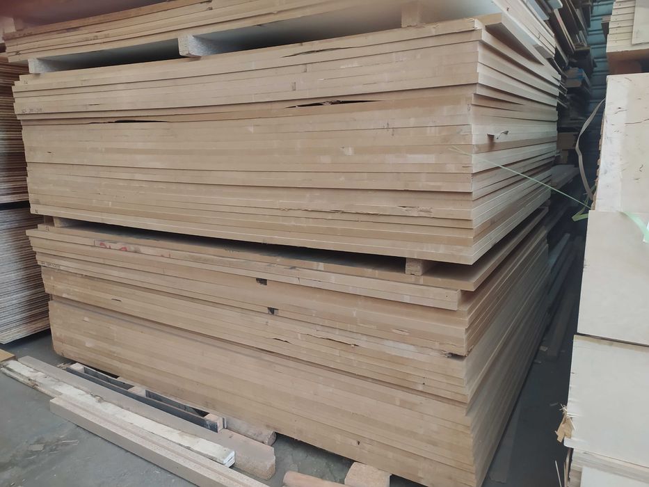 MDF gr. 22 mm surowy kl. 2 format 2800x2070