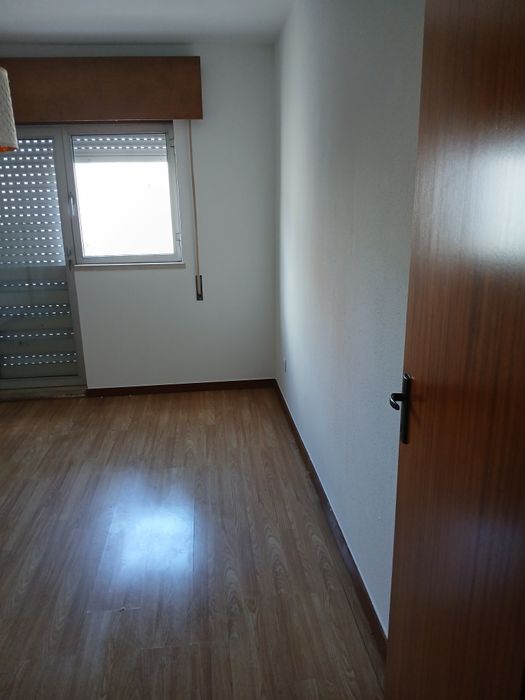 Apartamento T2 em Vila D' Este