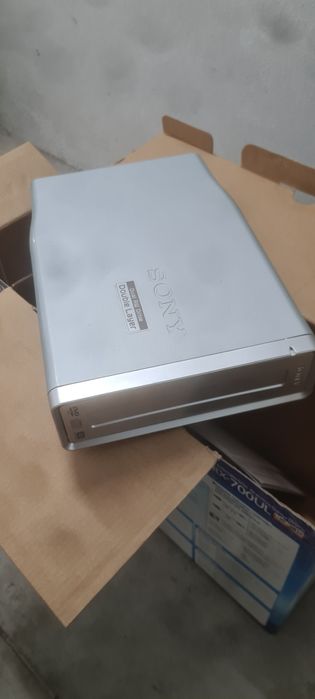 SONY - DVD Player and Recorder (Excellent Condition)64729665430147120