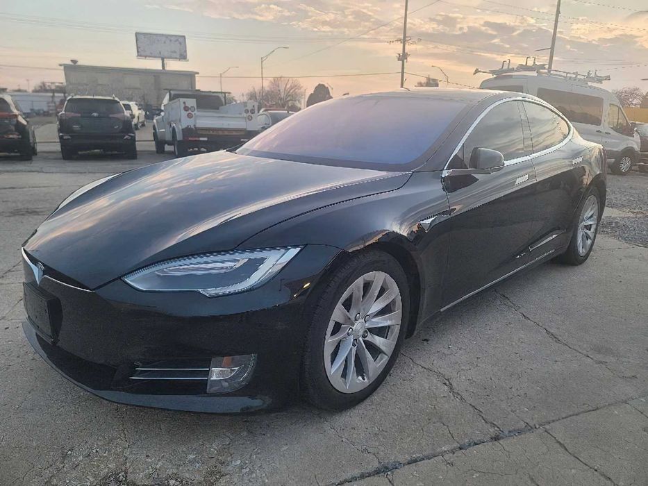 Tesla Model S 75      2017