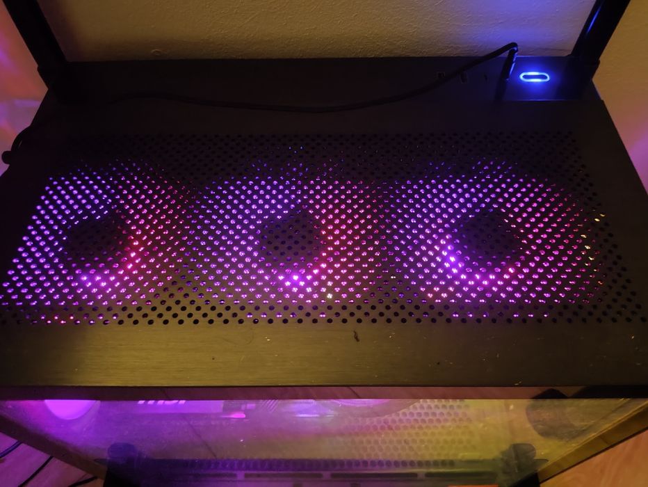 PC Gaming Ryzen 7 7800X3D + RTX 5070 | 32GB DDR5 | Lian Li O11 Mini