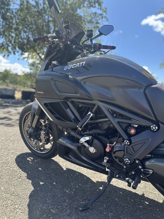 Ducati Diavel Carbon