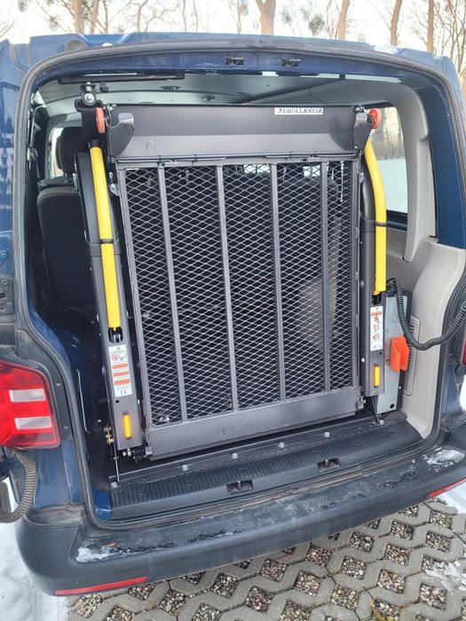 Winda podest na wózek inwalidzki . Składana stan bdb