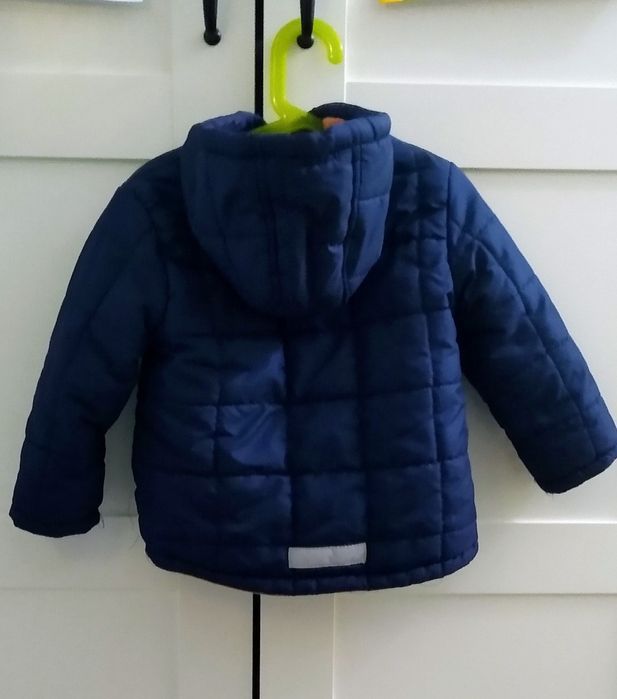 Kurtka granatowa  zimowowa ocieplana z kapturem r.98