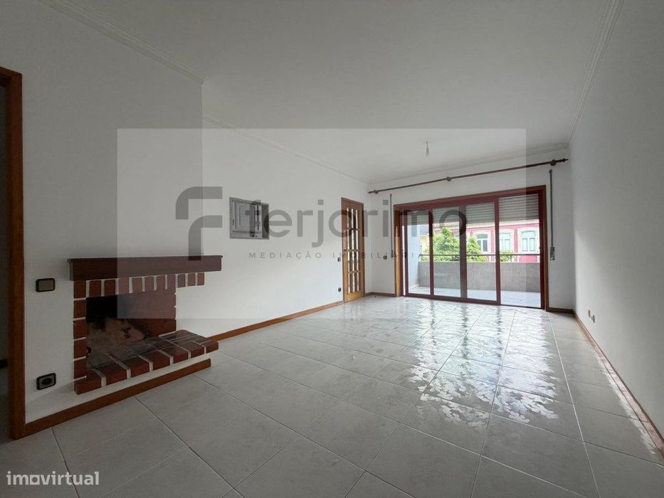 Apartamento T3 (arrendamento)