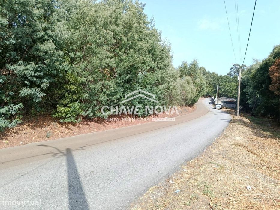 Terreno com PIP aprovado para construção em Lourosa (S. M. da Feira)