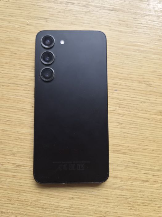 Продам Samsung Galaxy S23