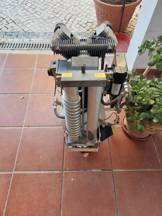 Compressor medical