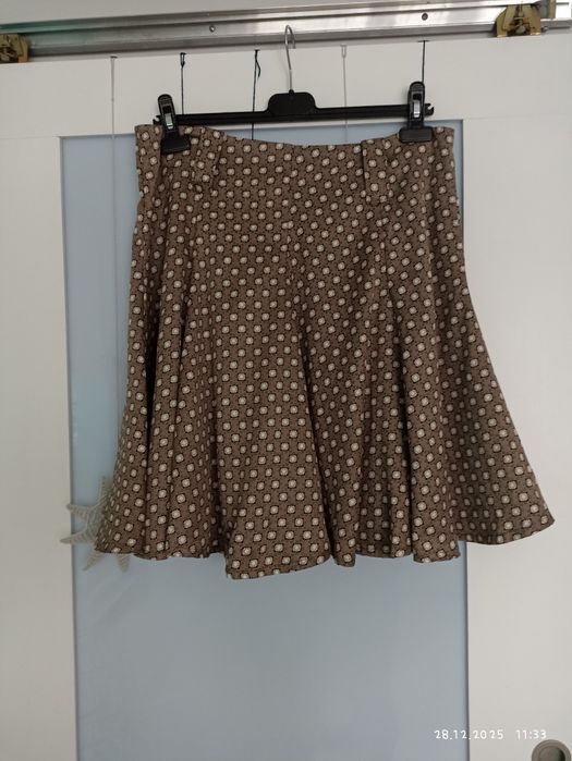 Spódnica rozkloszowana Vero moda 40 kolor taupe wzorek