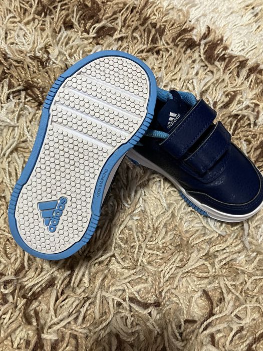 Дитячі кросівки Adidas