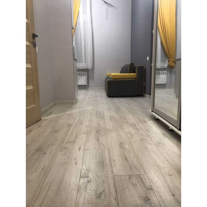 Здам подобово студію "Yellow Studio" - пр. Героїв Харкова, 118