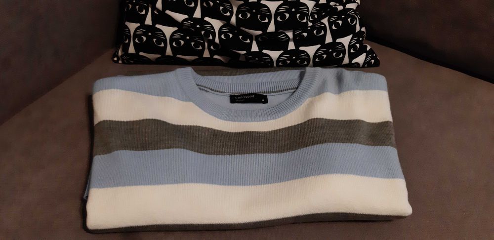 Zestaw 3 swetrów