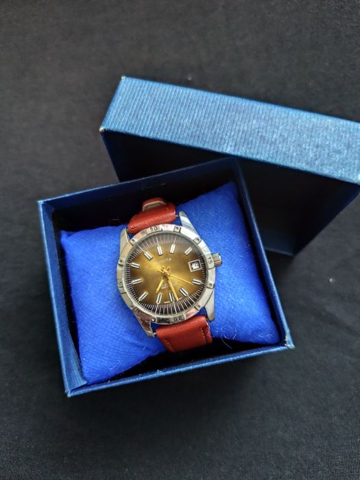 Mechaniczny zegarek Rowenta