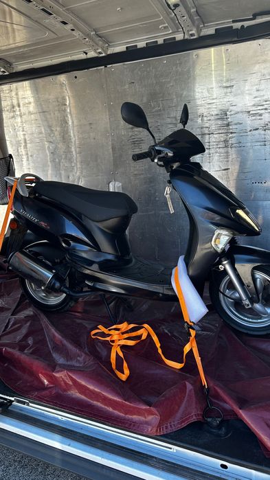 Alugo carrinha de mercadorias com Motorista para mudanças e fretes