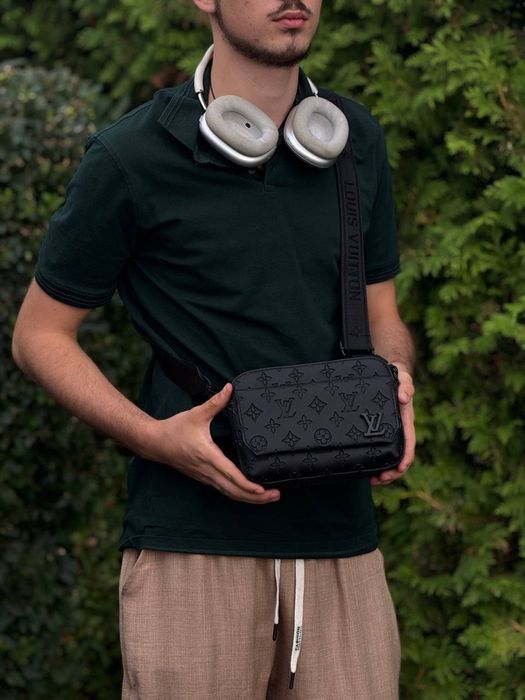 Сумка Louis Vuitton мужская кожная сумка через плечо LV / Луи Витон Лв