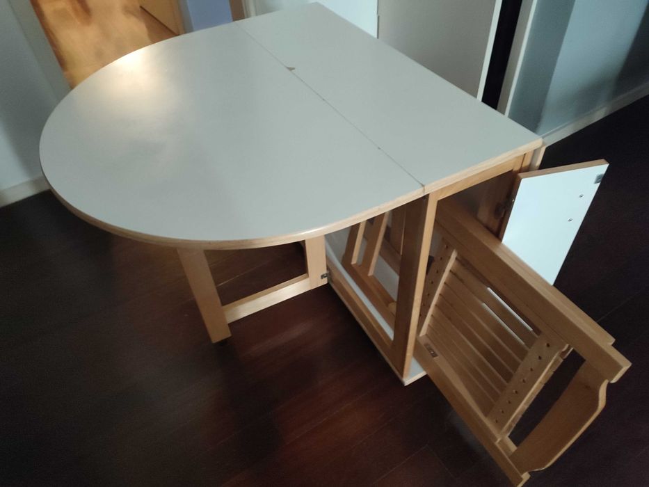 Mesa de Cozinha ou Sala com 4 cadeiras (conjunto)